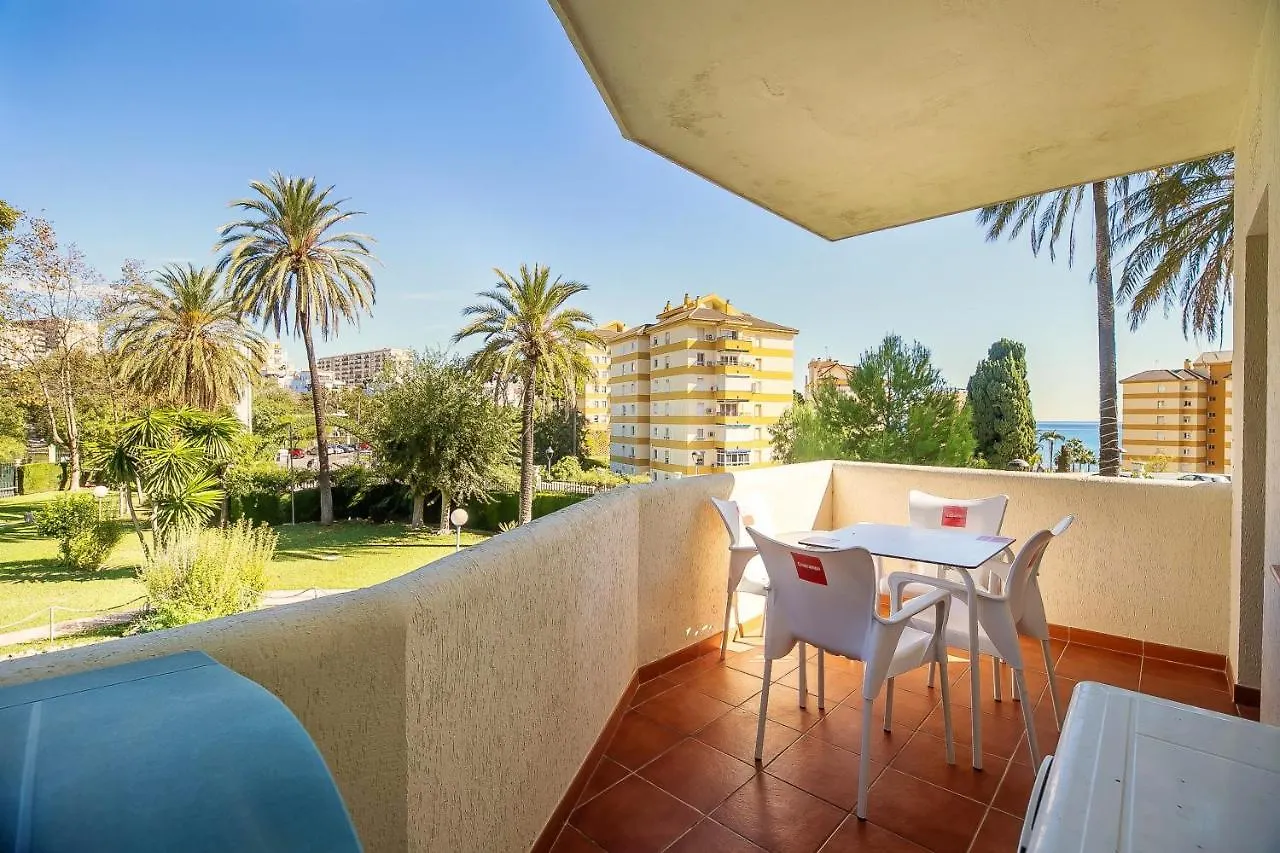 Beachfront Oasis: Sea View Apartment with Pool in Benalmadena 0*,  Spain